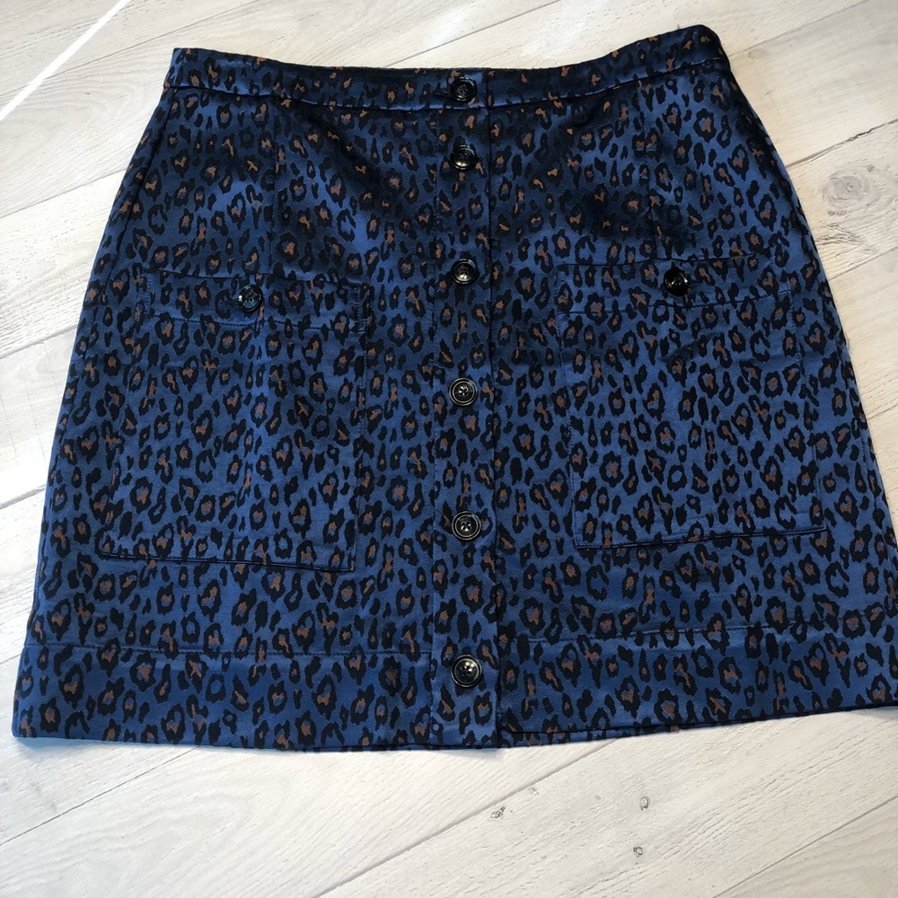 NWT Chetah Banana Republic Skirt
